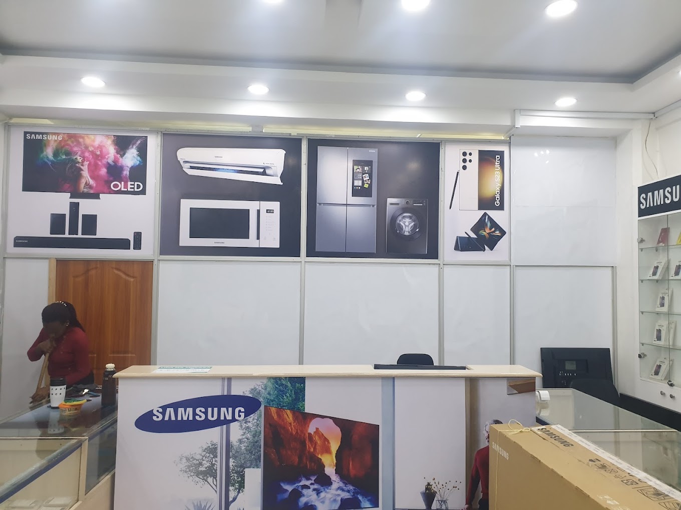 Samsung City Experts Service Centre - Electronics Sales and Repair Centre
